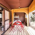 Huttopia Pays Des Bastides Saint-Etienne-de-Villereal