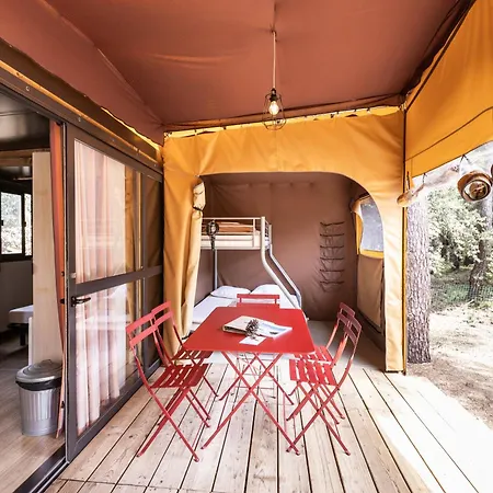 Huttopia Pays Des Bastides Saint-Étienne-de-Villeréal