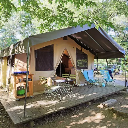 Huttopia Vallee Du Lot Campeggio Saint-Étienne-de-Villeréal